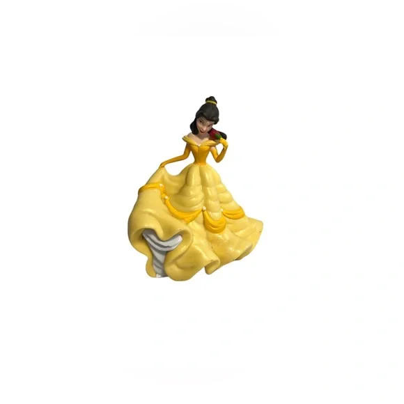 disney princess wears yellow dress Disney - Timeless forevermore. Drop a if you still dream of wearing this yellow dress!